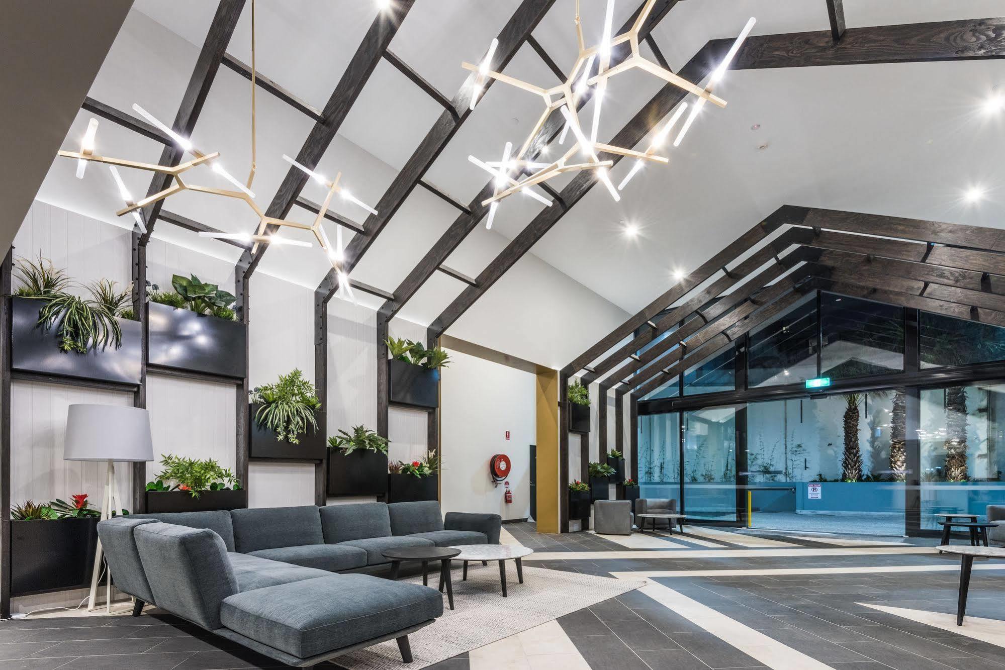Playhouse Apartments Abbotsford Мельбурн Екстер'єр фото