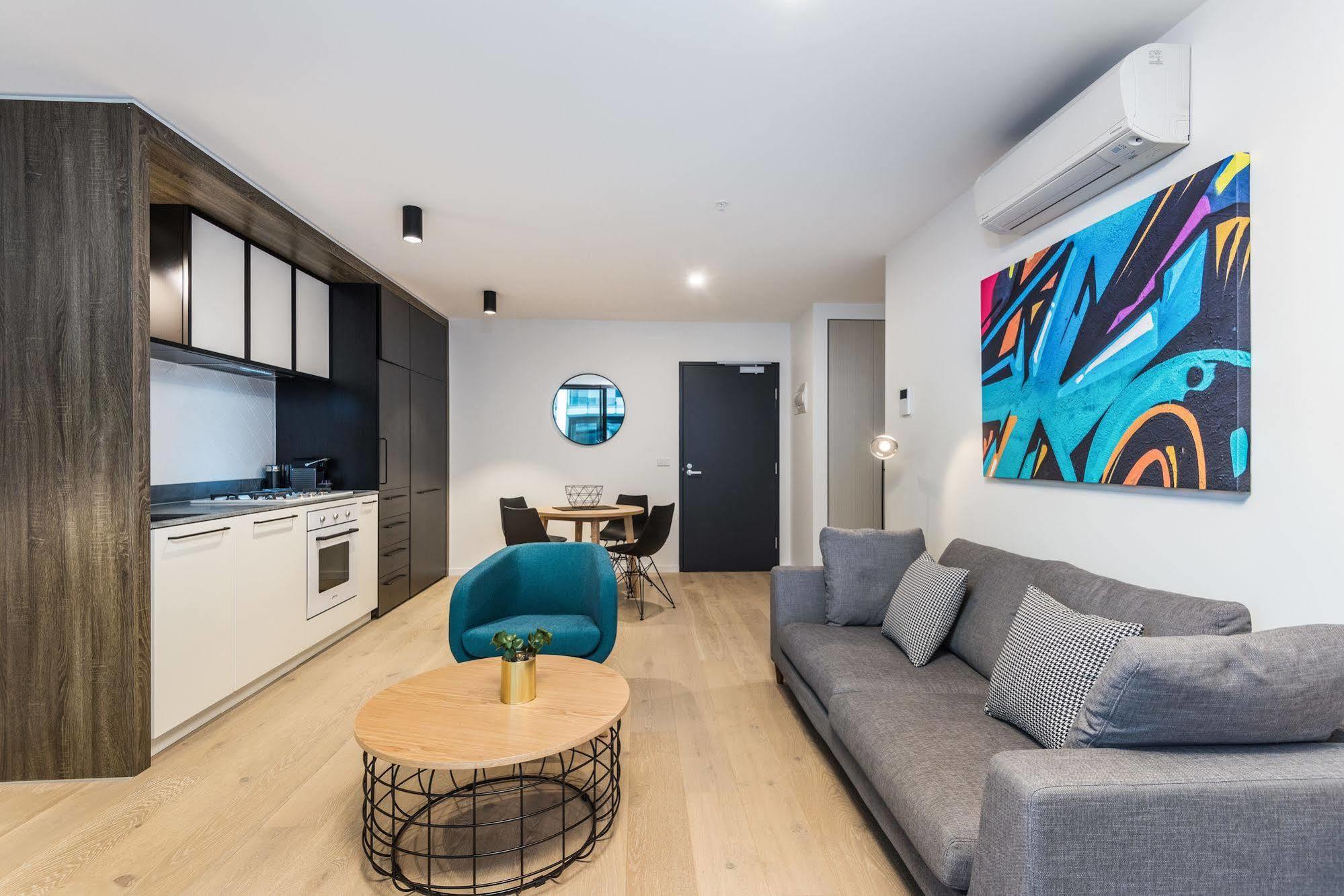 Playhouse Apartments Abbotsford Мельбурн Екстер'єр фото