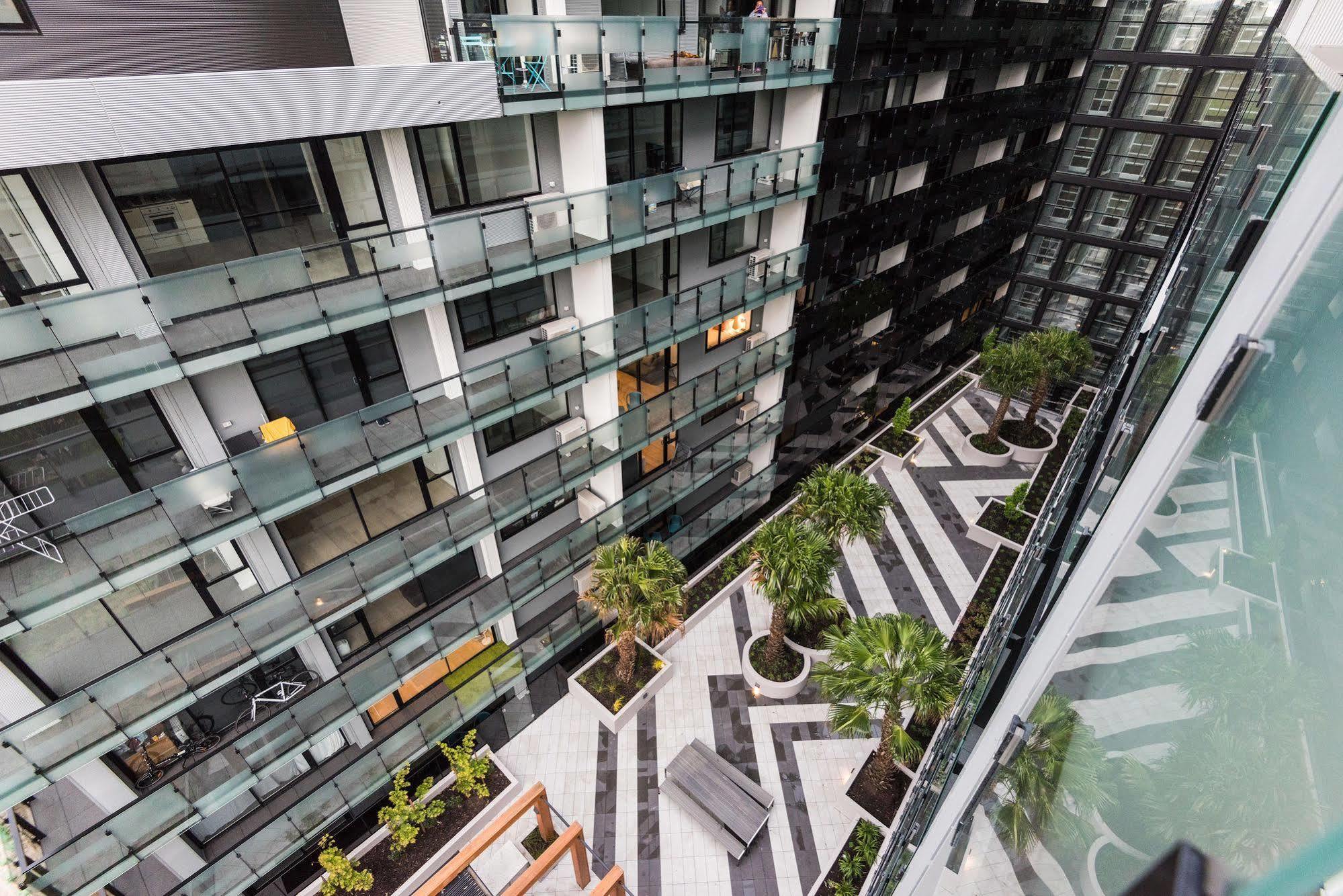 Playhouse Apartments Abbotsford Мельбурн Екстер'єр фото