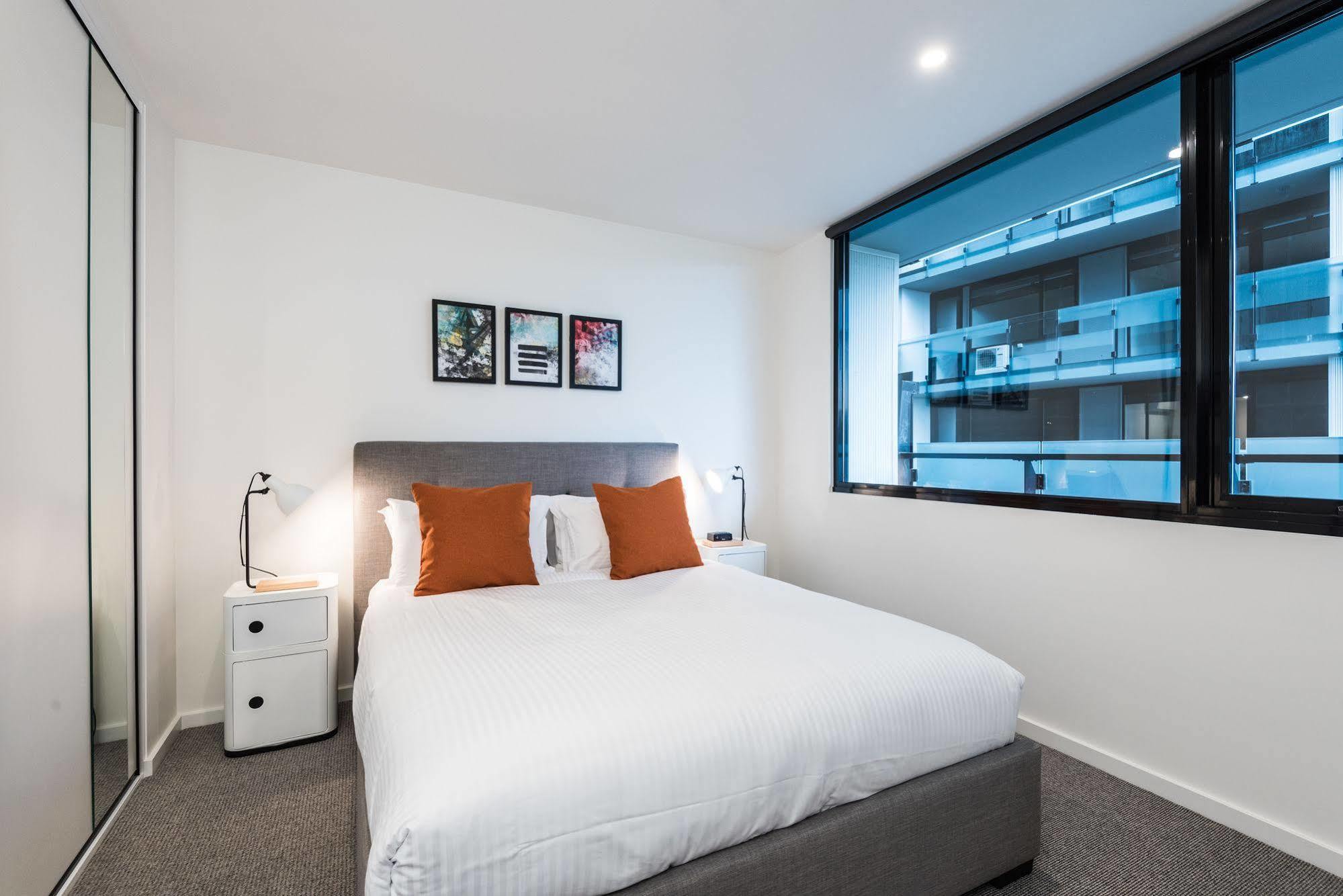 Playhouse Apartments Abbotsford Мельбурн Екстер'єр фото